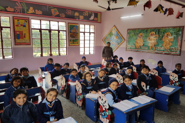 Dehradun Public School-Kids classroom