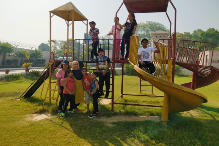 Delhi Global School-Kids Play area