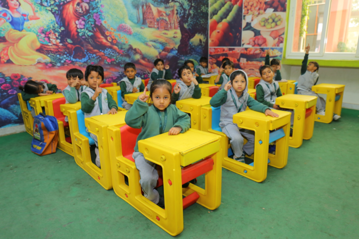 Delhi Public International School-Kids classrooms