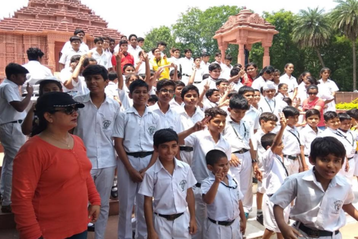 Delhi Public School-Tour