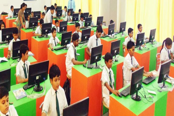 Delhi Public School-Computer-Lab