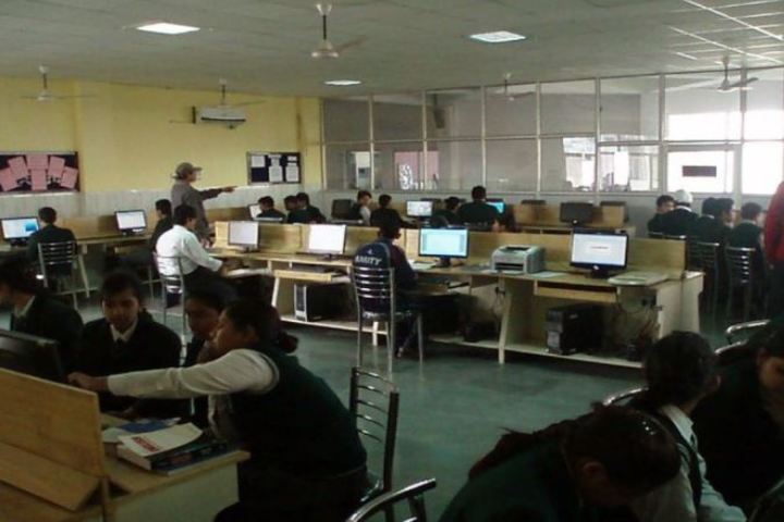 Delhi Public School-Computer-Lab