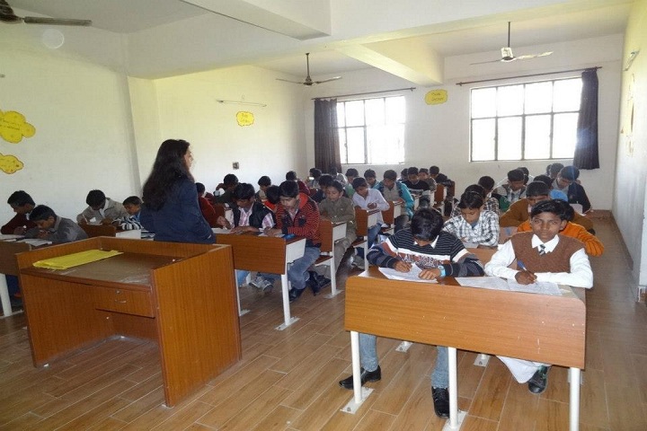 Dellmond International School-Classroom with teacher