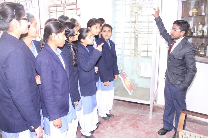 Devsthaly Vidyapeeth-Laboratory