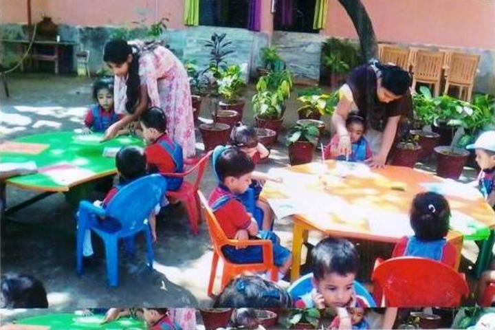 Shanti Niketan Academy-KG Students Activity