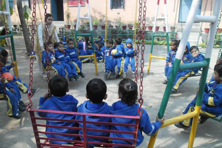 Shanti Niketan Academy-Outdoor Games