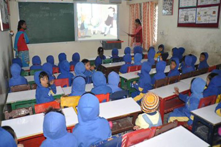Shanti Niketan Academy-Smart Class