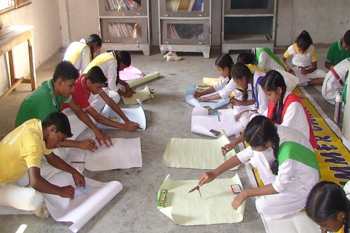 Dinapur Public School-Library