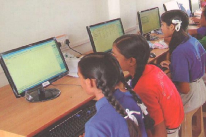 Divine Public School-Computer Lab