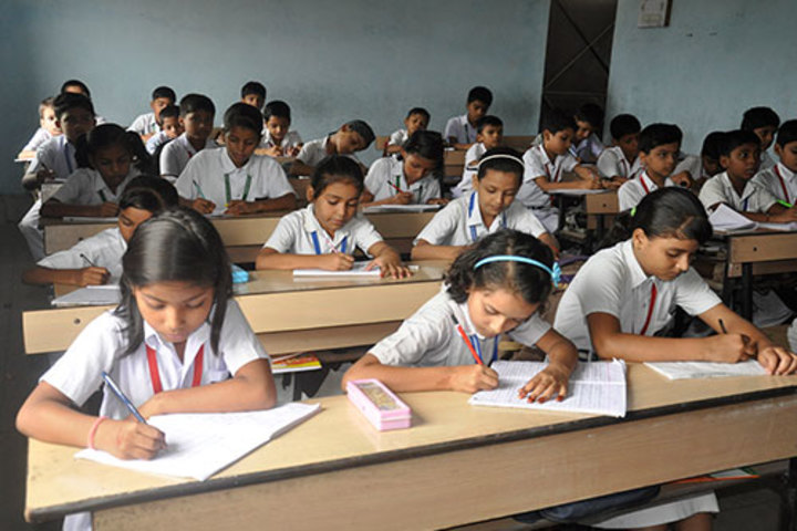 Shanti Smiriti Sambhawana Awasiva Uchh Vidyalaya-Classroom