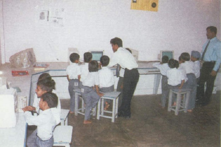 Dr Maria Residential Academy-IT-Lab
