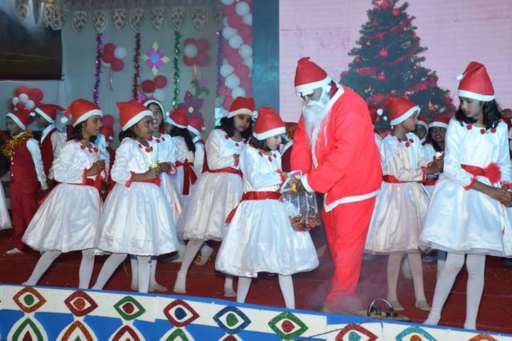 Shemford Futuristic School-Christmas