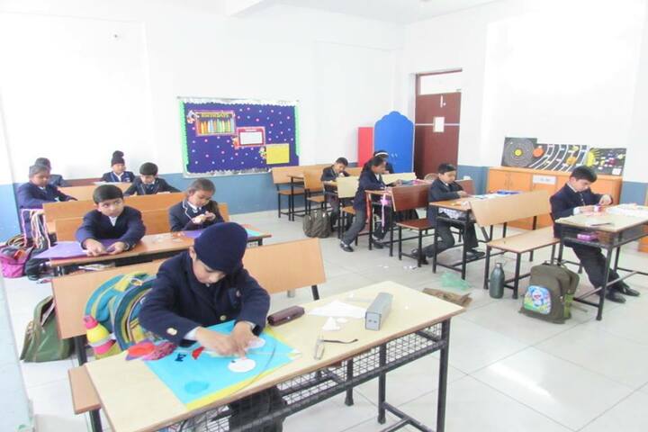 Excellia School-Kite flying decoration competition