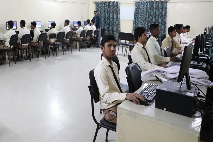 Fatherson Public School-Computer Lab