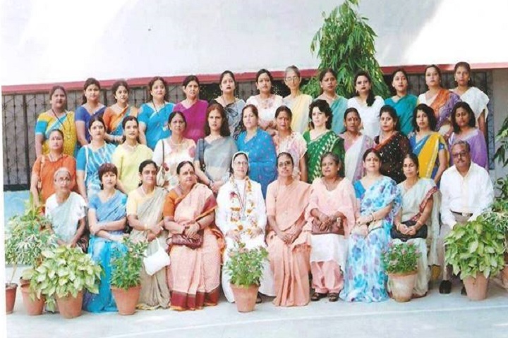 Fatima Convent School-Staff Group Photo