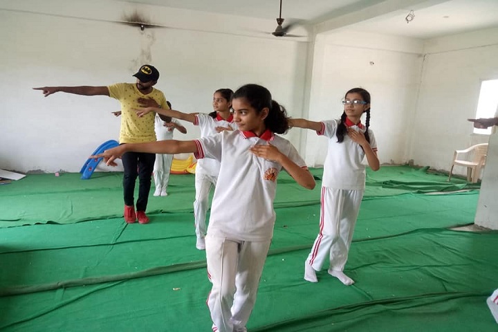 G B International School-Dance Room