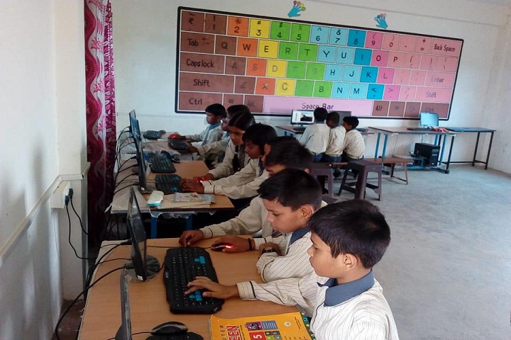 G B International School-IT Lab