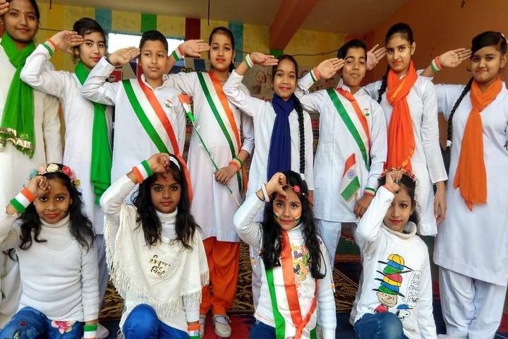G k Silver Stone Public School-Independence Day Celebrations