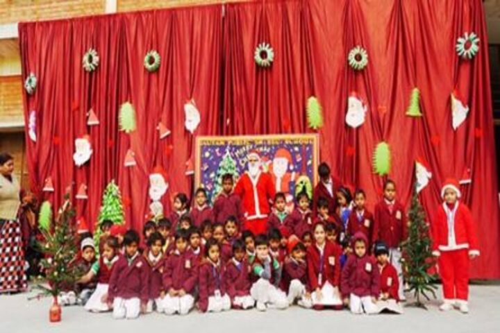 Gautam Public School-Christmas Celebrations