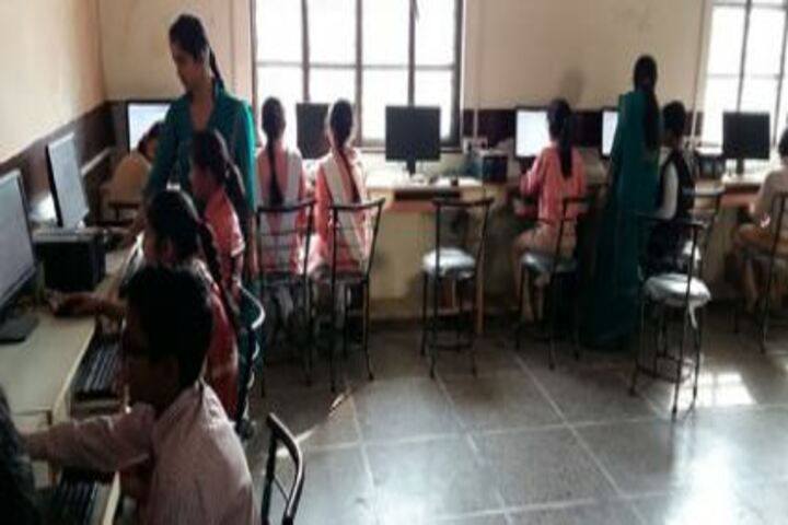 Geetagyan Sanskar Academy-Computer Lab