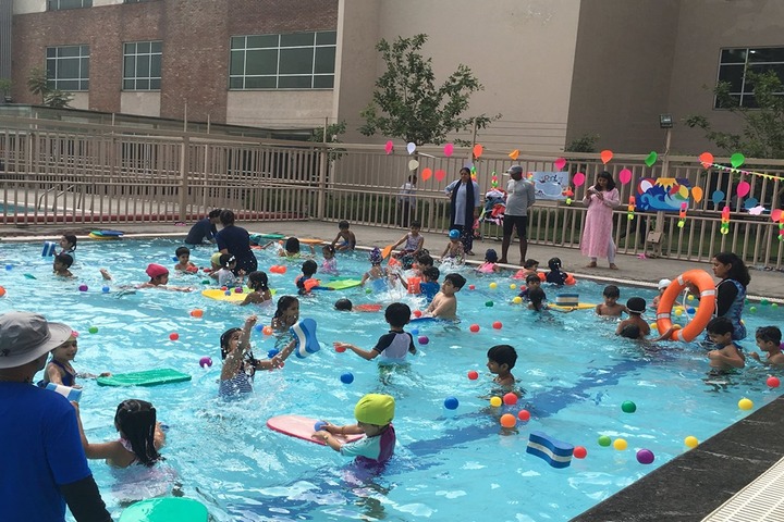Genesis Global School-Swimming Pool
