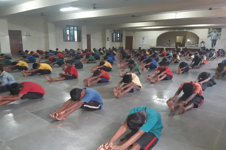 Shoshit Samadhan Kendra-Yoga