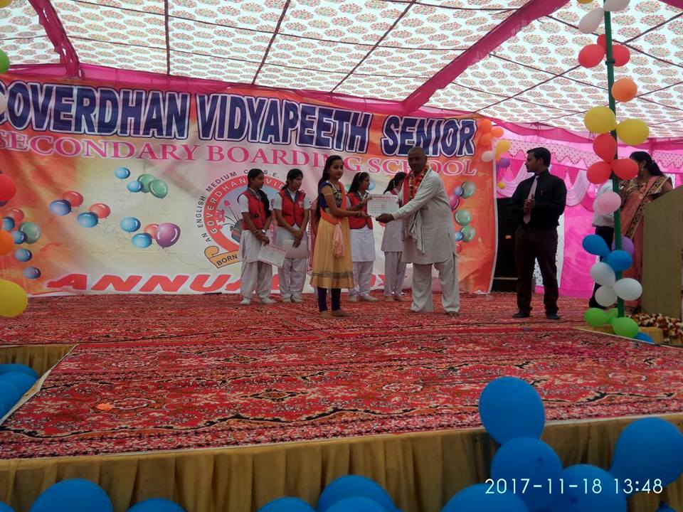 Goverdhan Vidyapeeth-Prize Distribution