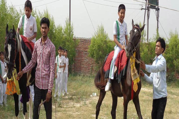 Green Valley English School-Horse Riding