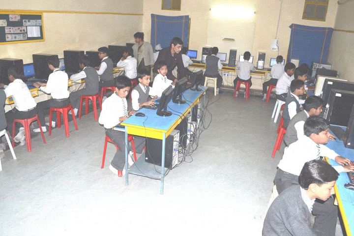 Greenwood Senior Secondary School-IT-Lab