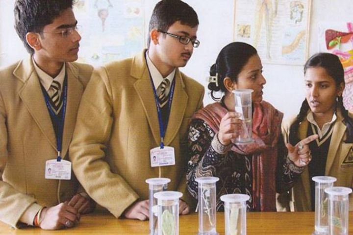 Gulmohar Public School-Laboratory