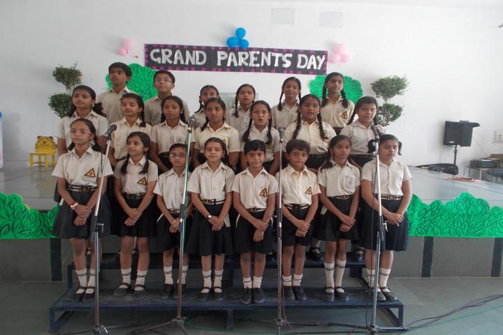 Gulmohar Public School-Singing