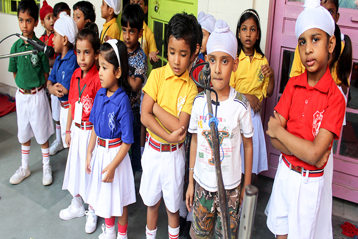 Guru Nanak Public Senior Secondary School-Singing