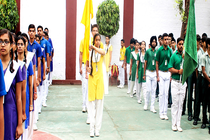 Guru Nanak Public Senior Secondary School-Sports Day