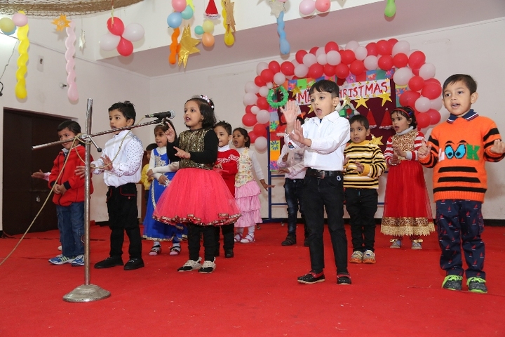 Guru Tegh Bahadur Public School-Christmas Celebration