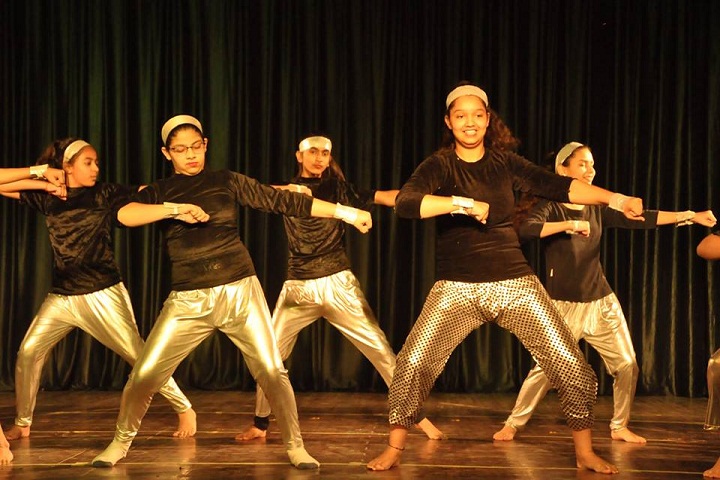 Gurukul The School-Dance