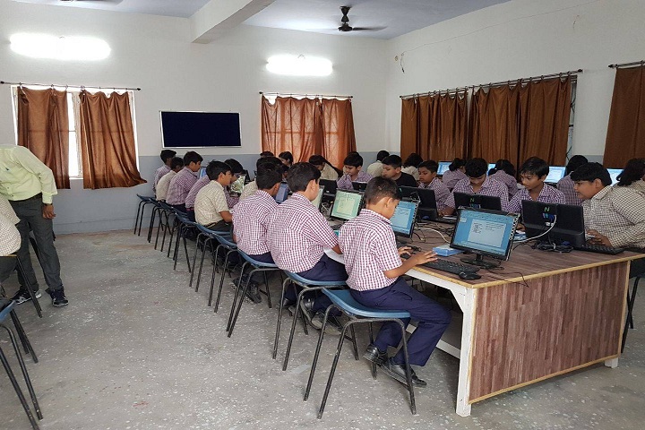 Gurukulam Public School-IT-Lab