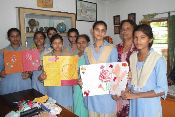 Gyan Peethika-Art And Craft