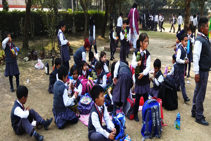 H P Defence Academy-Picnic