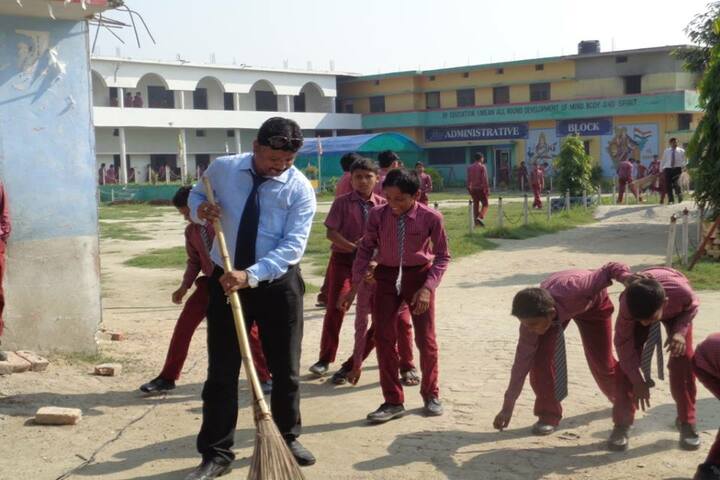 Smart Move Academy-Cleanliness Drive
