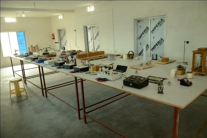 Smart Move Academy-Physics Labs