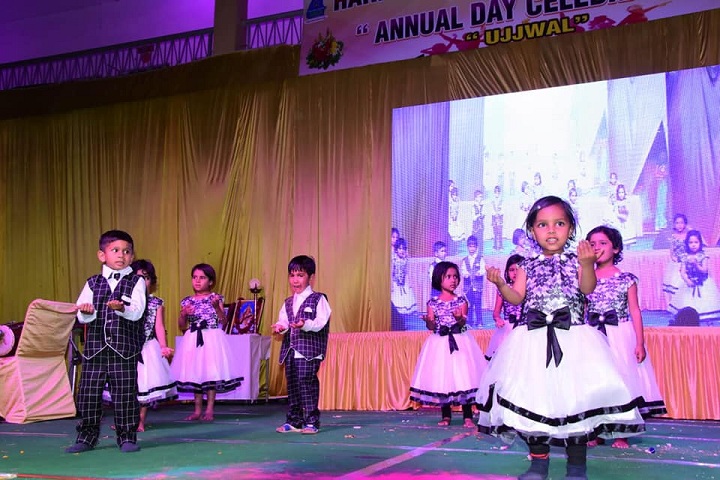 Harish Raghav Public School-Events dance