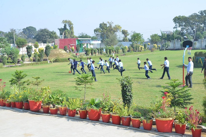 Hi Ness Public School-Sports football