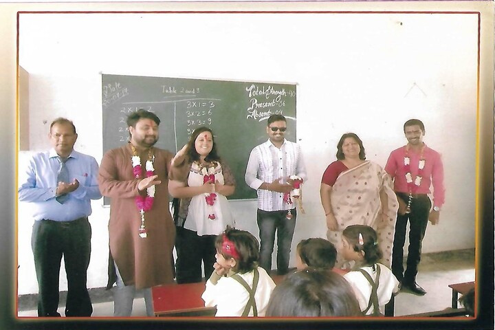 Holy Child Public School-Classroom
