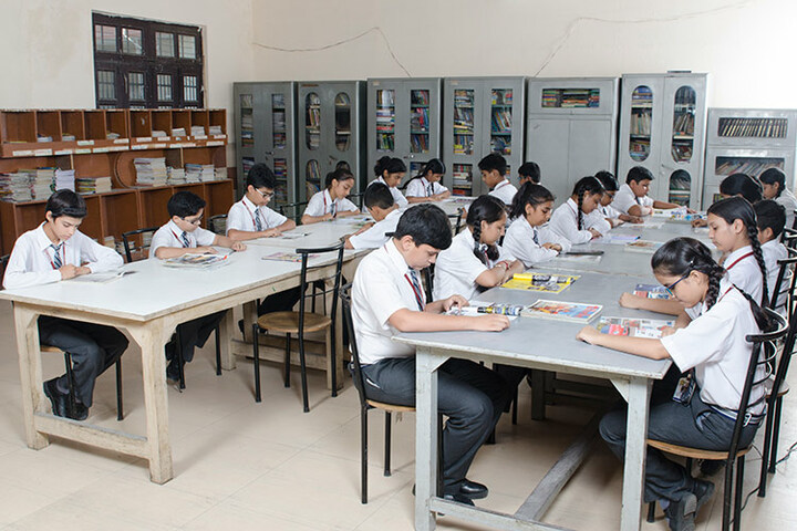Holy Child School-Library