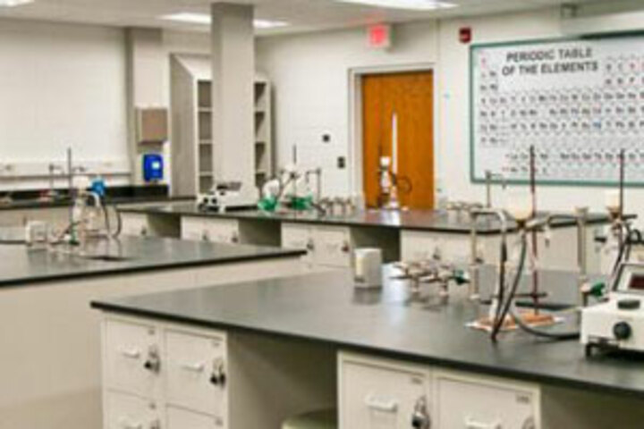 Holy Light Public School-Chemistry-Lab