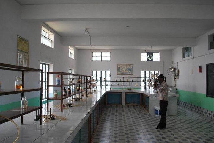 St Josephs School-Chemistry Lab