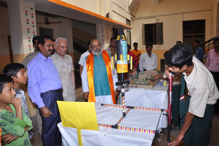 Indian National Public School-Science-Exhibition1