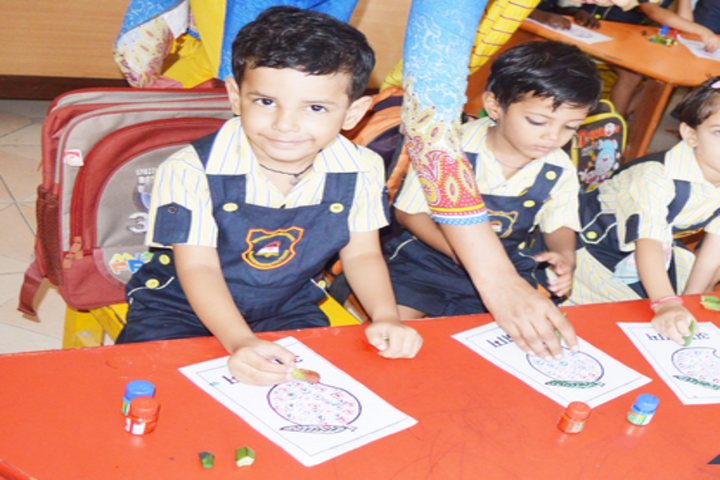 Indus Valley Public School-Art-Craft