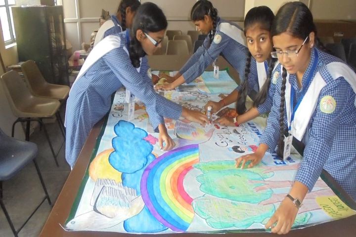 Ingraham Institute English Medium School-Art and Crafts
