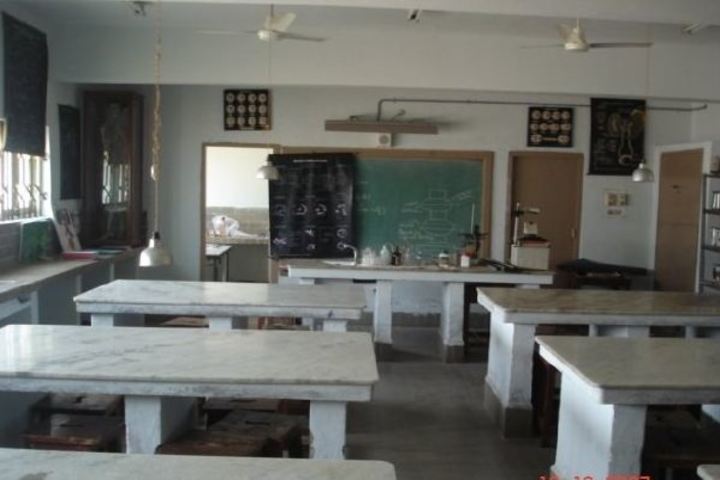 Delhi Public School - Biology Lab
